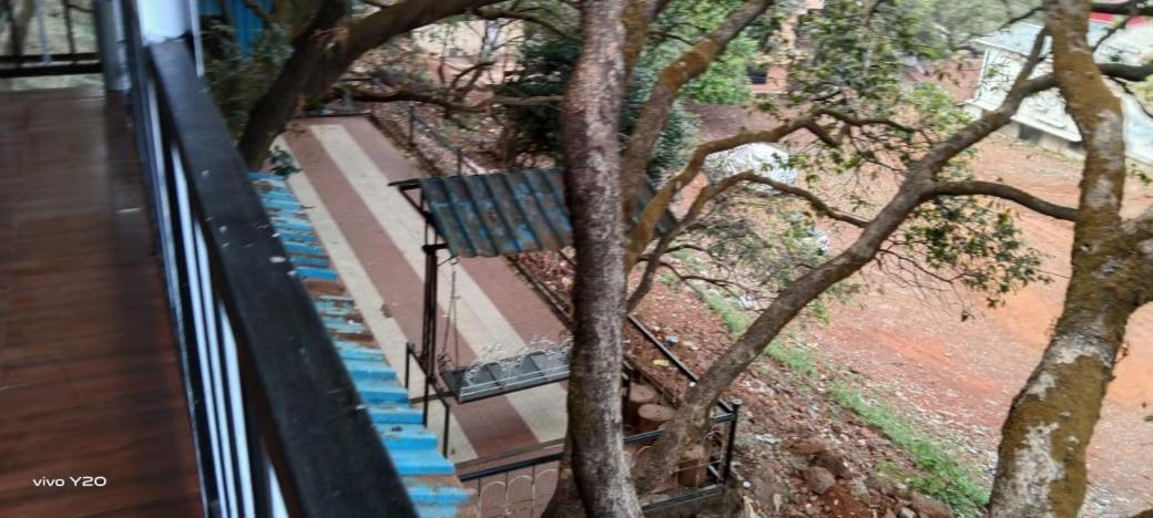Hilltop Cottage Mahabaleshwar Exterior photo